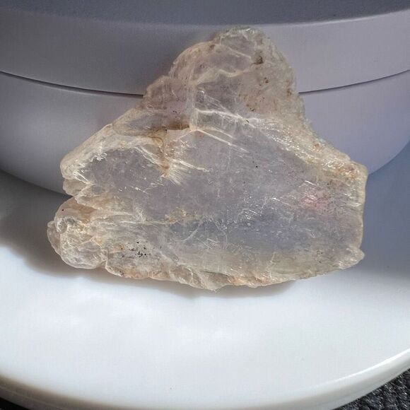 Small Natural Raw Selenite Piece - Picture 5 of 12
